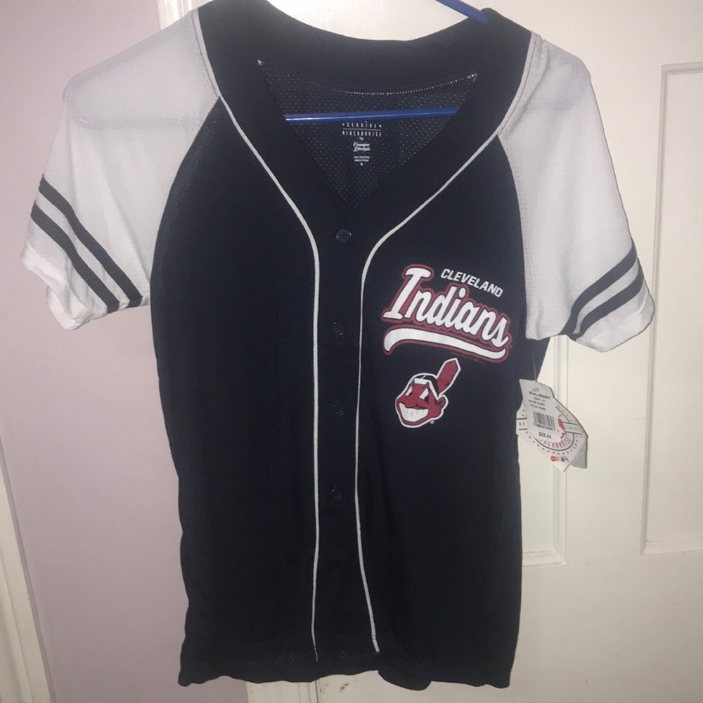 Campus Lifestyle Cleveland Indians Women’s Jersey - Size Medium